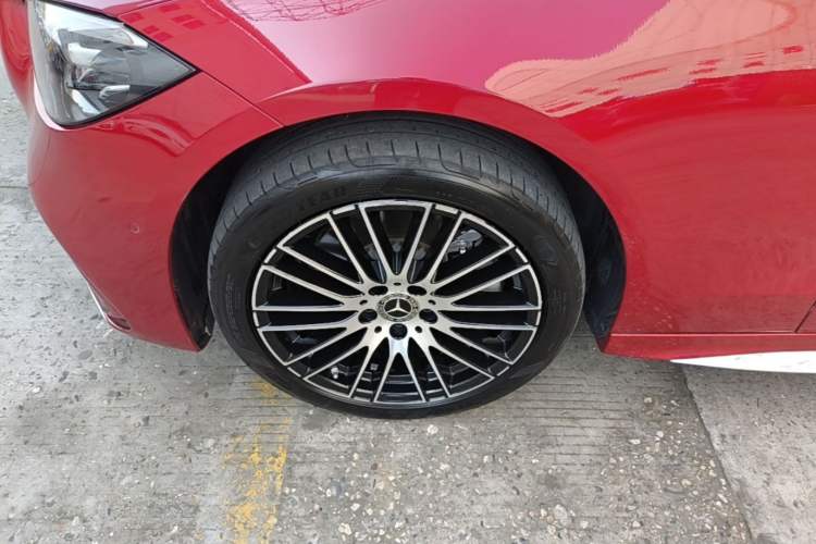 Used Mercedes-Benz C-Class 2023 Restyled C 260 L Sport Edition Left Front Wheel Hub