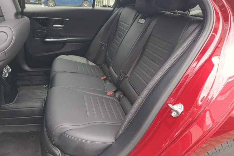 Used Mercedes-Benz C-Class 2023 Revised C 200 L Sport Edition Left Rear Seat