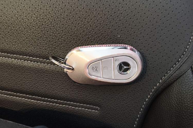Used Mercedes-Benz C-Class 2023 C 260 L Sport Edition Vehicle Key