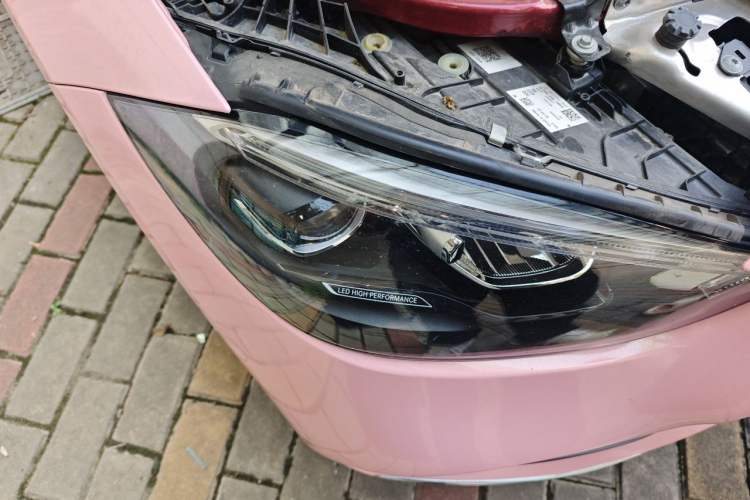 Used Mercedes-Benz C-Class 2023 Revised C 200 L Sport Edition Right Front Headlight