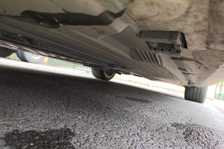 Used Mercedes-Benz C-Class 2023 C 260 L Sport Edition Chassis Front Left