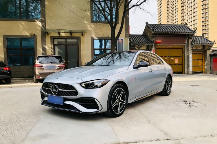 Used Mercedes-Benz C-Class 2023 Restyled C 260 L Night Edition Sports Version Exterior 1