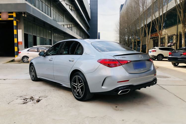 Used Mercedes-Benz C-Class 2023 Restyled C 260 L Night Edition Sports Version Exterior 6