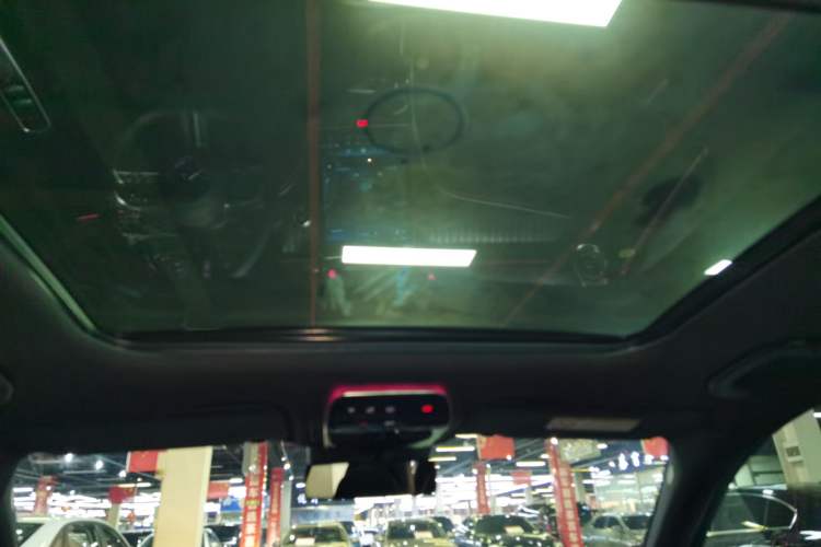 Used Mercedes-Benz C-Class 2023 Restyled C 260 L Night Edition Sports Version Headliner