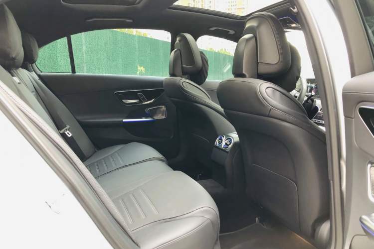 Used Mercedes-Benz C-Class 2023 Restyled C 260 L Night Edition Sports Version Interior 2
