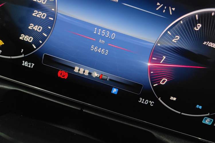 Used Mercedes-Benz C-Class 2023 Restyled C 260 L Sport Edition Odometer Close Up