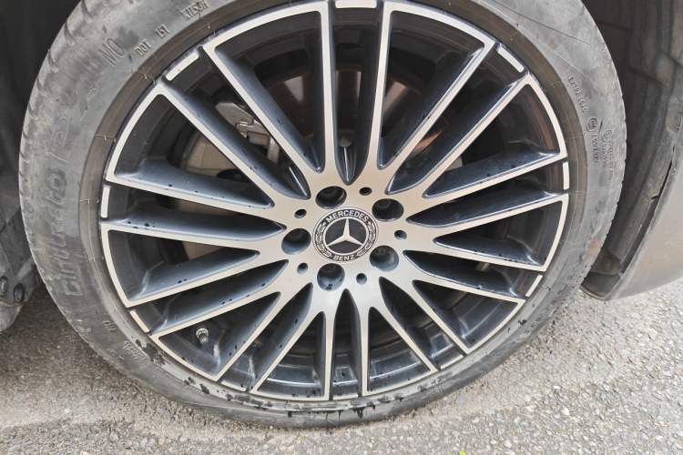 Used Mercedes-Benz C-Class 2023 C 260 L Sport Edition Right Front Wheel Hub