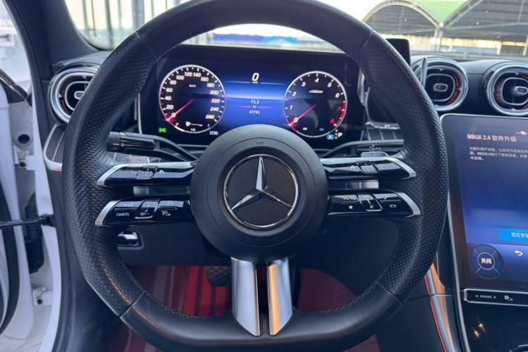Used Mercedes-Benz C-Class 2023 C 260 L Bright Night Sports Edition Steering Wheel