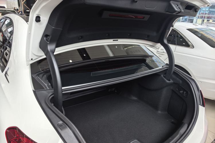 Used Mercedes-Benz C-Class 2023 Second Facelift C 260 L Sport Edition Trunk