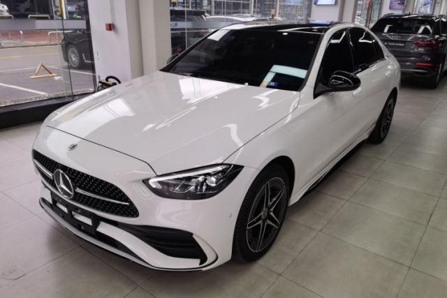 Gebrauchter Mercedes-Benz C-Class 2023 Restyled C 260 L Night Edition Sports Version