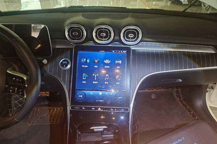 Used Mercedes-Benz C-Class 2023 Restyled C 260 L Sport Edition Audio And AC Panel