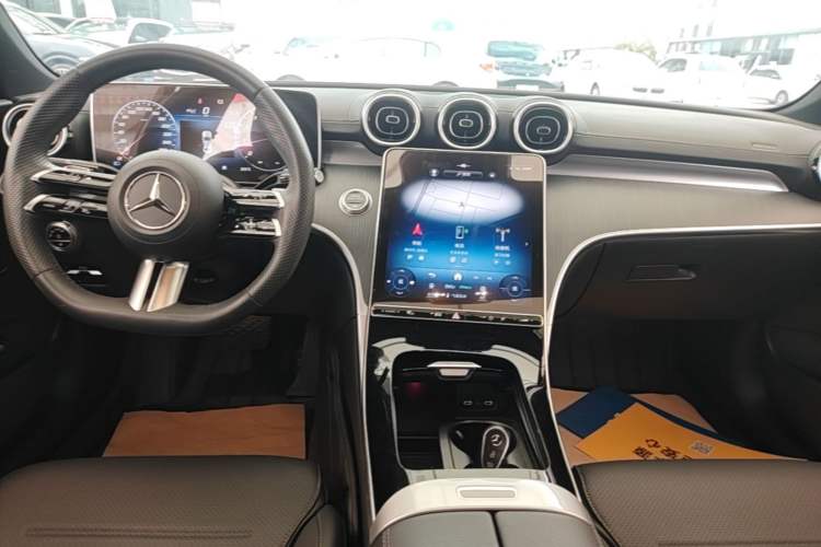 Used Mercedes-Benz C-Class 2023 C 200 L Sport Edition Audio And AC Panel