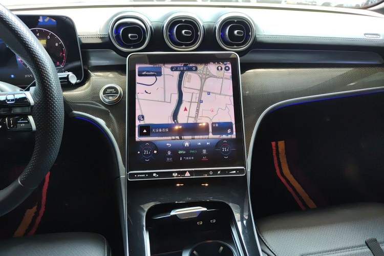 Used Mercedes-Benz C-Class 2023 Restyled C 260 L Sport Edition Audio And AC Panel