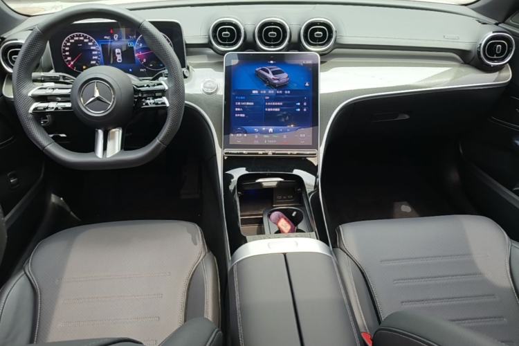 Used Mercedes-Benz C-Class 2023 C 200 L Sport Edition Center Console