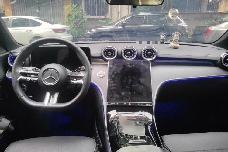 Used Mercedes-Benz C-Class 2023 Restyled C 260 L Sport Edition Center Console