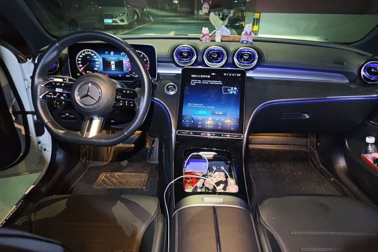 Used Mercedes-Benz C-Class 2023 Restyled C 260 L Sport Edition Center Console