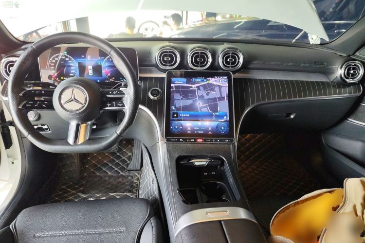 Used Mercedes-Benz C-Class 2023 C 260 L Sport Edition Center Console