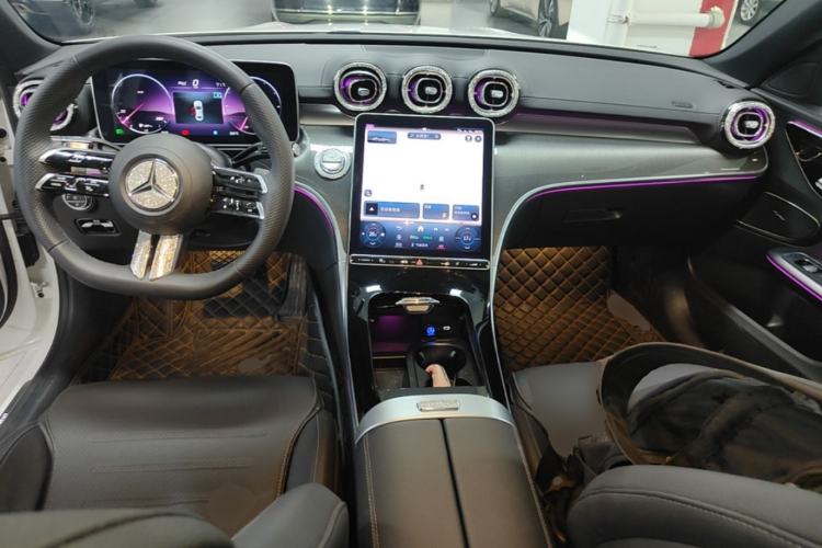 Used Mercedes-Benz C-Class 2023 C 260 L Sport Edition Center Console
