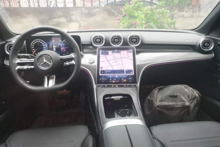 Used Mercedes-Benz C-Class 2023 Second Facelift C 260 L Sport Edition Center Console