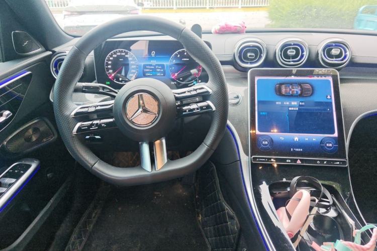 Used Mercedes-Benz C-Class 2023 Second Facelift C 260 L Starry Night Sports Edition Center Console
