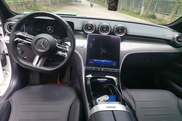 Used Mercedes-Benz C-Class 2023 C 260 L Sport Edition Center Console