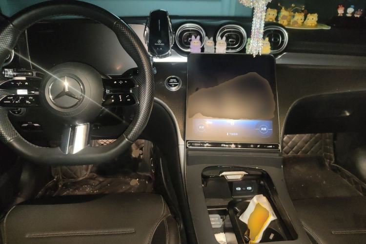 Used Mercedes-Benz C-Class 2023 Restyled C 260 L Sport Edition Center Console