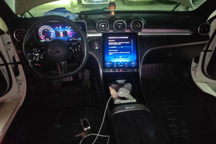 Used Mercedes-Benz C-Class 2023 Revised C 200 L Sport Edition Center Console