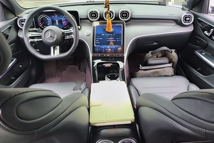 Used Mercedes-Benz C-Class 2023 C 260 L Sport Edition Center Console