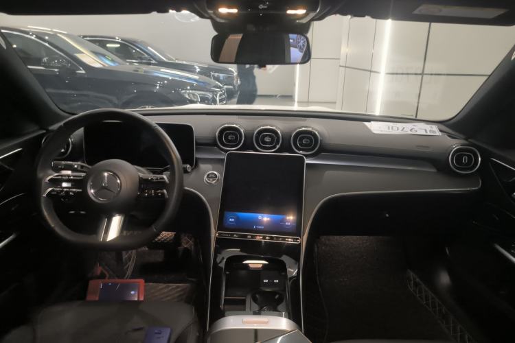 Used Mercedes-Benz C-Class 2023 Revised C 200 L Sport Edition Center Console