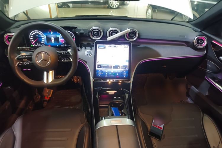 Used Mercedes-Benz C-Class 2023 Restyled C 260 L Sport Edition Center Console