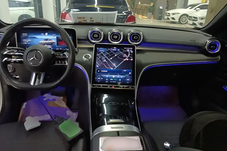 Used Mercedes-Benz C-Class 2023 Restyled C 260 L Sport Edition Center Console