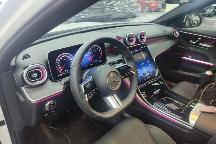 Used Mercedes-Benz C-Class 2023 C 260 L Sport Edition Center Console