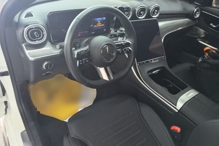Used Mercedes-Benz C-Class 2023 Restyled C 260 L Night Edition Sports Version Center Console