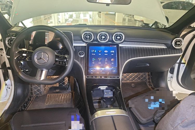 Used Mercedes-Benz C-Class 2023 Restyled C 260 L Sport Edition Center Console
