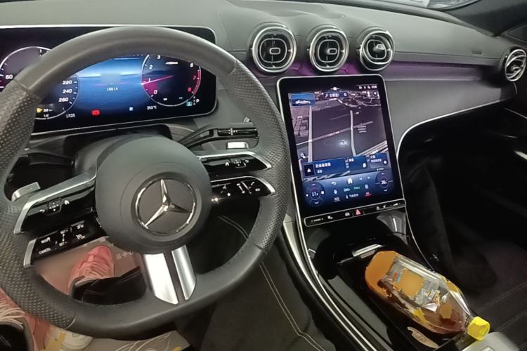Used Mercedes-Benz C-Class 2023 Second Facelift C 260 L Sport Edition Center Console