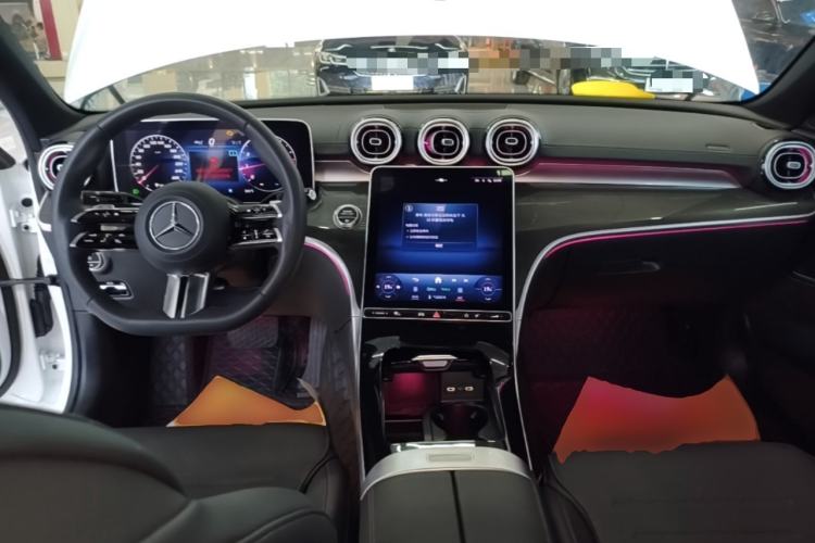 Used Mercedes-Benz C-Class 2023 Restyled C 260 L Sport Edition Center Console