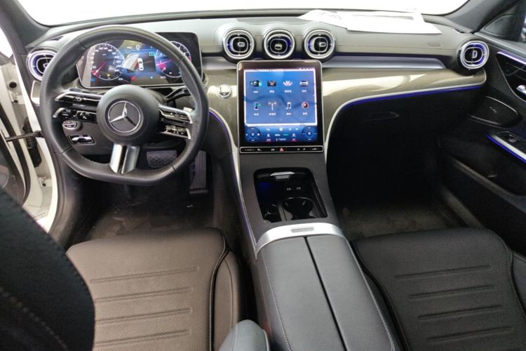 Used Mercedes-Benz C-Class 2023 C 260 L Sport Edition Center Console