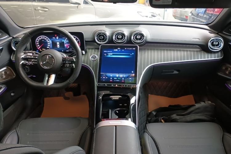 Used Mercedes-Benz C-Class 2023 Restyled C 260 L Sport Edition Center Console