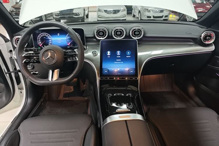 Used Mercedes-Benz C-Class 2023 Restyled C 260 L Sport Edition Center Console