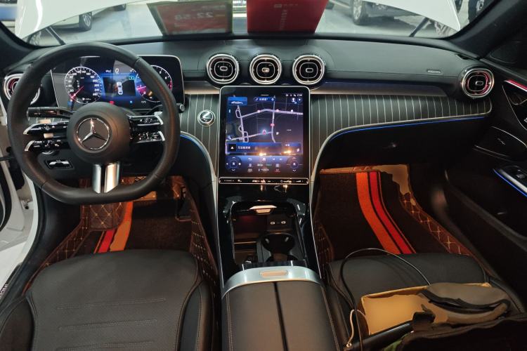 Used Mercedes-Benz C-Class 2023 C 260 L Sport Edition Center Console