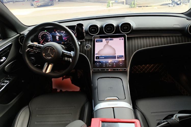 Used Mercedes-Benz C-Class 2023 C 200 L Sport Edition Center Console