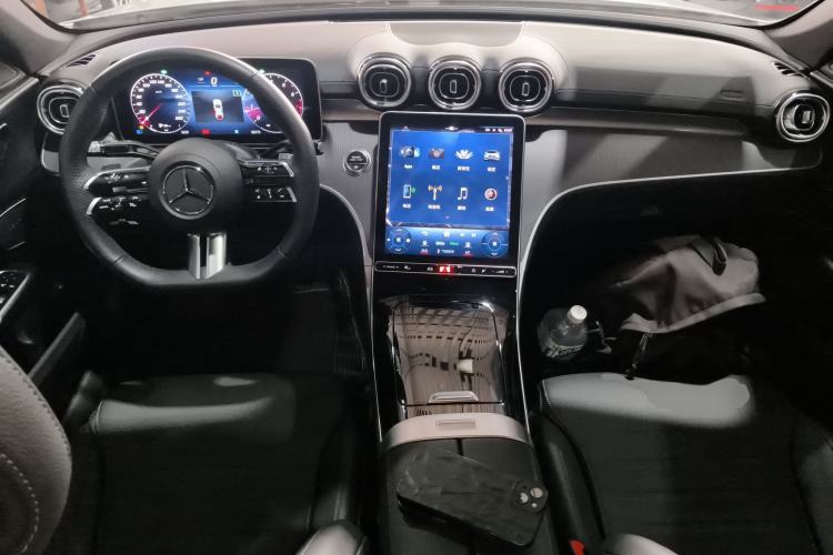 Used Mercedes-Benz C-Class 2023 Restyled C 260 L Sport Edition Center Console