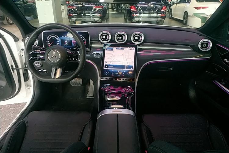 Used Mercedes-Benz C-Class 2023 Restyled C 260 L Sport Edition Center Console