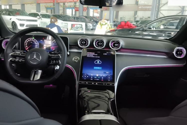 Used Mercedes-Benz C-Class 2023 Restyled C 260 L Sport Edition Center Console