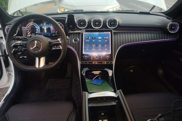 Used Mercedes-Benz C-Class 2023 C 260 L Sport Edition Center Console