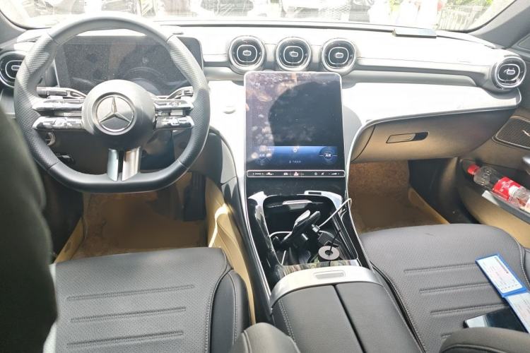 Used Mercedes-Benz C-Class 2023 C 200 L Sport Edition Center Console