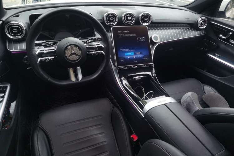Used Mercedes-Benz C-Class 2023 Restyled C 260 L Sport Edition Center Console