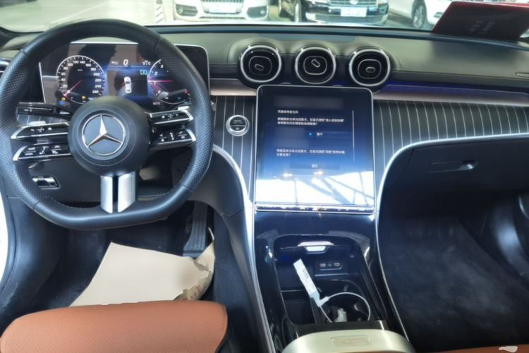 Used Mercedes-Benz C-Class 2023 C 200 L Sport Edition Center Console