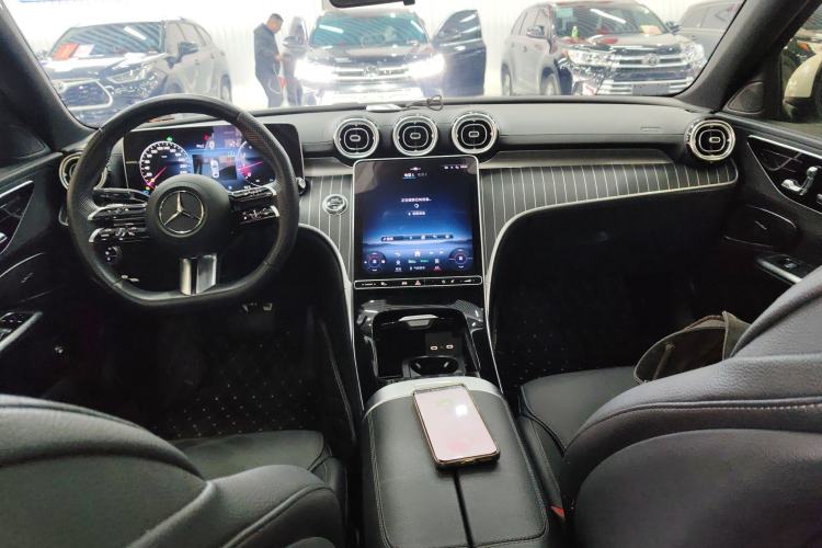 Used Mercedes-Benz C-Class 2023 C 260 L Sport Edition Center Console
