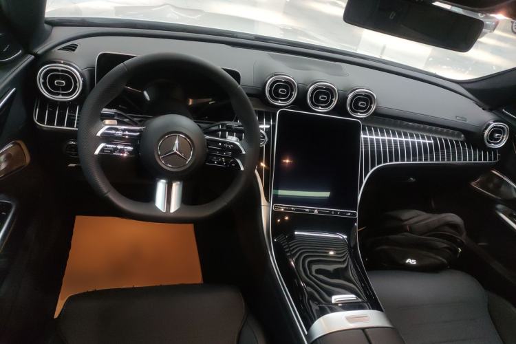 Used Mercedes-Benz C-Class 2023 C 260 L Bright Night Sports Edition Center Console